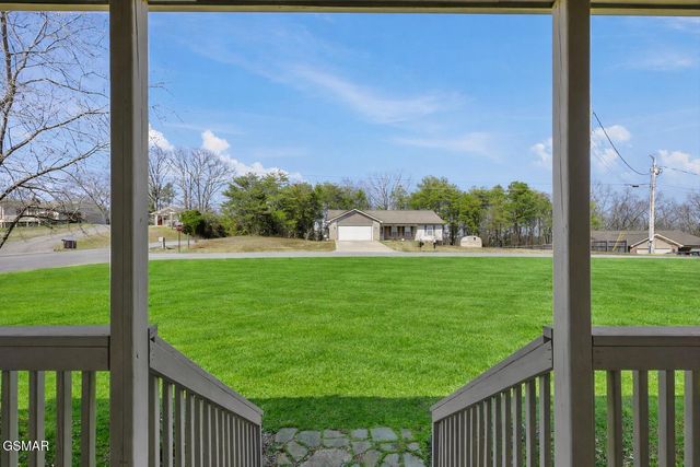 401 Klondike Circle, Kodak, TN 37764