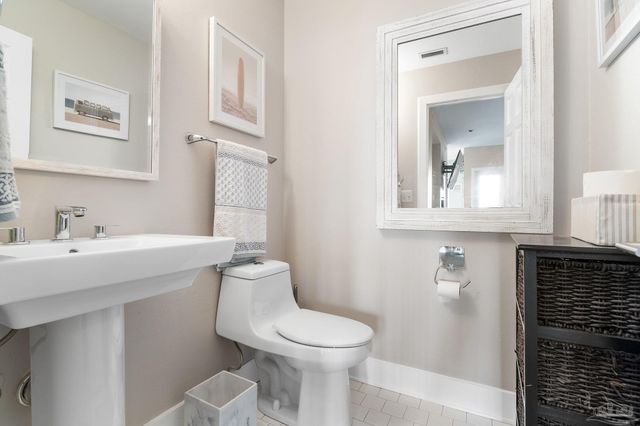 116 Baybridge Dr, Gulf Breeze, FL 32561