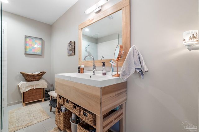 116 Baybridge Dr, Gulf Breeze, FL 32561