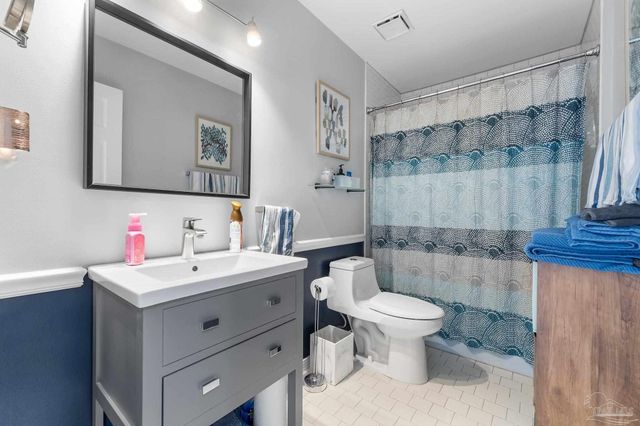 116 Baybridge Dr, Gulf Breeze, FL 32561