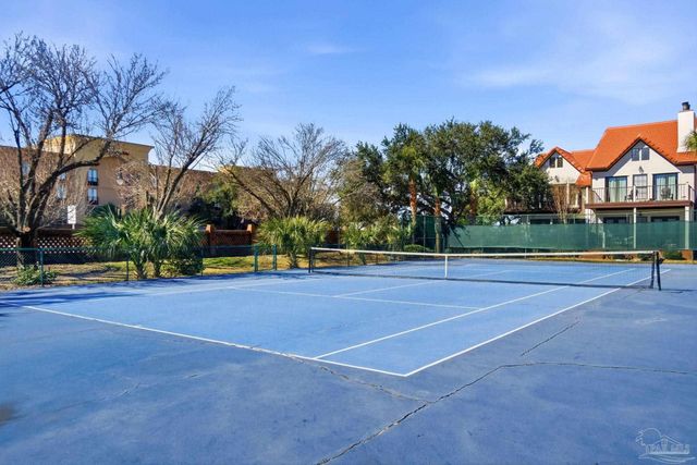 116 Baybridge Dr, Gulf Breeze, FL 32561