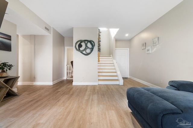 116 Baybridge Dr, Gulf Breeze, FL 32561