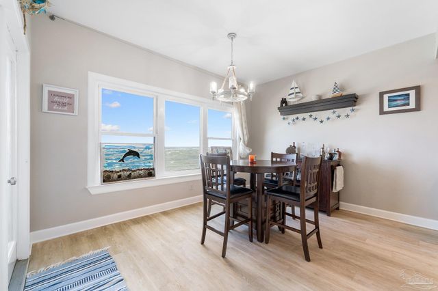 116 Baybridge Dr, Gulf Breeze, FL 32561