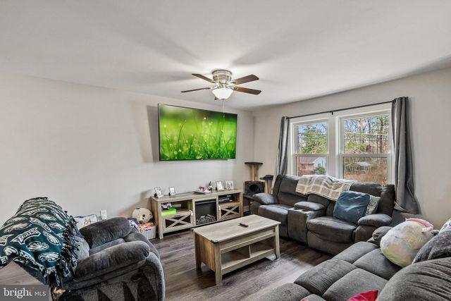 4 AUTAUGA TRL, Browns Mills, NJ 08015