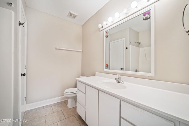 130 Broadleaf Drive, Jacksonville, NC 28546