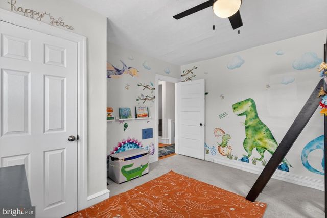 1202 EARLINGTON RD, Havertown, PA 19083