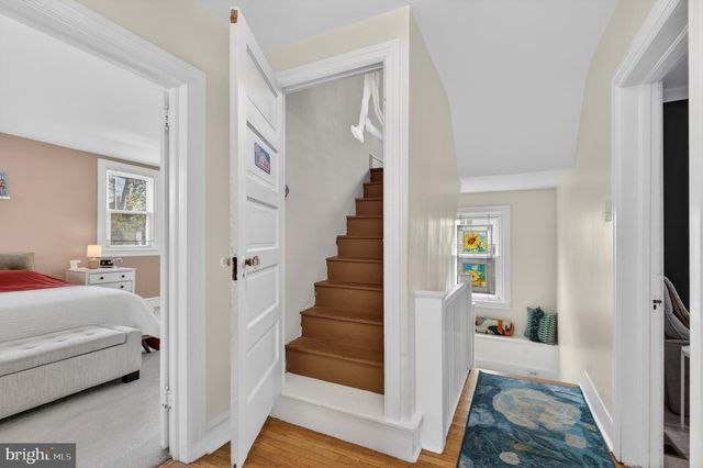 1202 EARLINGTON RD, Havertown, PA 19083