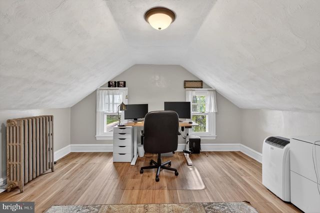 1202 EARLINGTON RD, Havertown, PA 19083