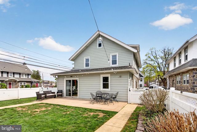 1202 EARLINGTON RD, Havertown, PA 19083