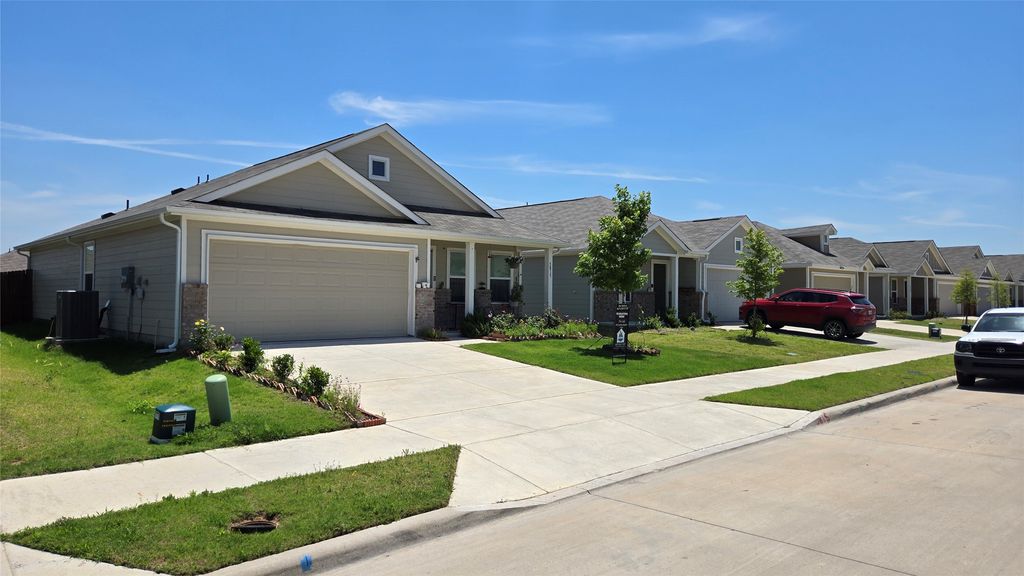 5815 Rock Maple Drive, Princeton, TX 75407