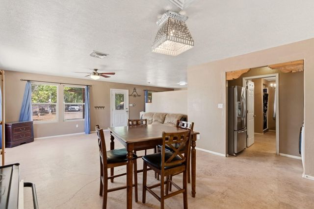 170 El Cerro Loop, Los Lunas, NM 87031