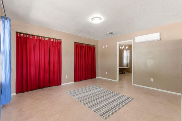 170 El Cerro Loop, Los Lunas, NM 87031