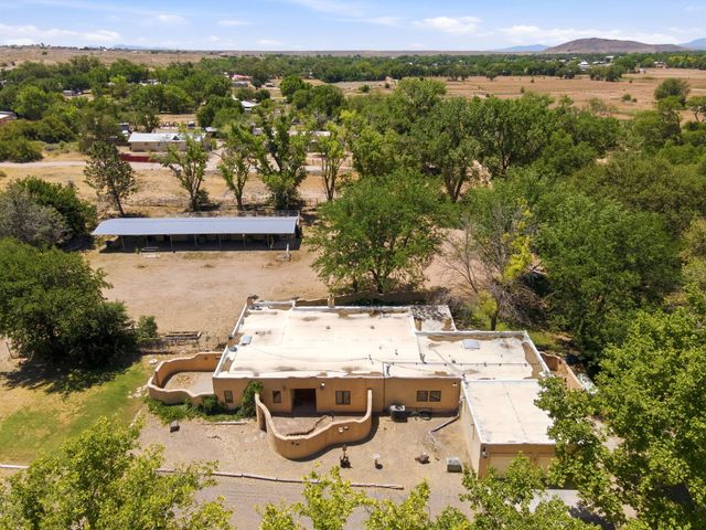 170 El Cerro Loop, Los Lunas, NM 87031