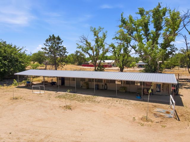 170 El Cerro Loop, Los Lunas, NM 87031