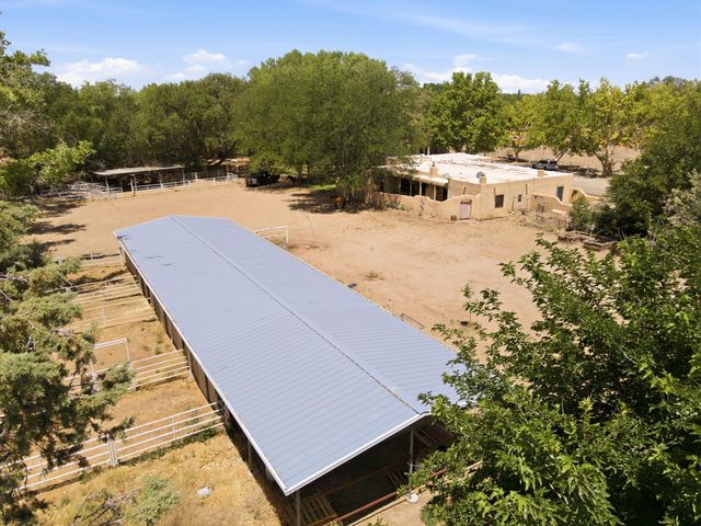 170 El Cerro Loop, Los Lunas, NM 87031