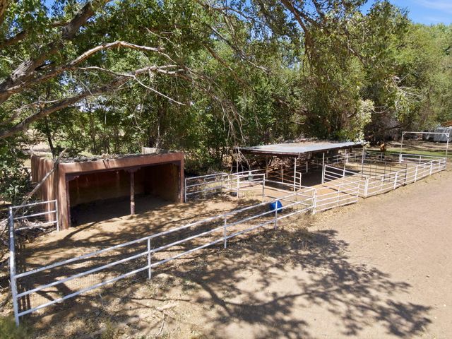 170 El Cerro Loop, Los Lunas, NM 87031