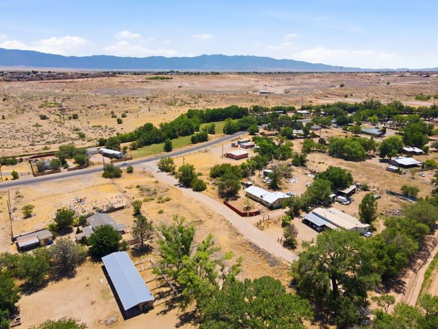 170 El Cerro Loop, Los Lunas, NM 87031