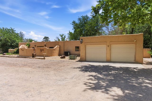 170 El Cerro Loop, Los Lunas, NM 87031