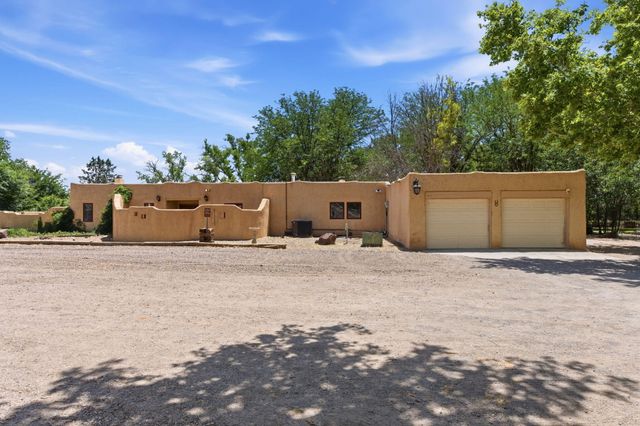 170 El Cerro Loop, Los Lunas, NM 87031