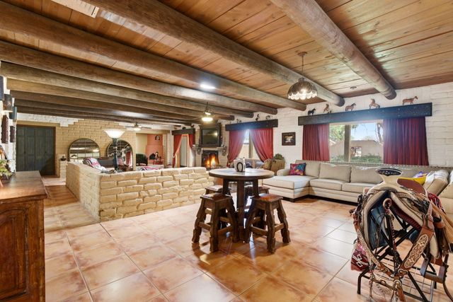 170 El Cerro Loop, Los Lunas, NM 87031