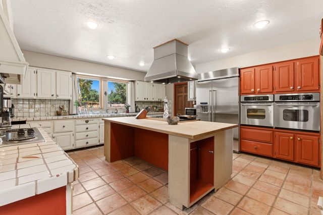 170 El Cerro Loop, Los Lunas, NM 87031