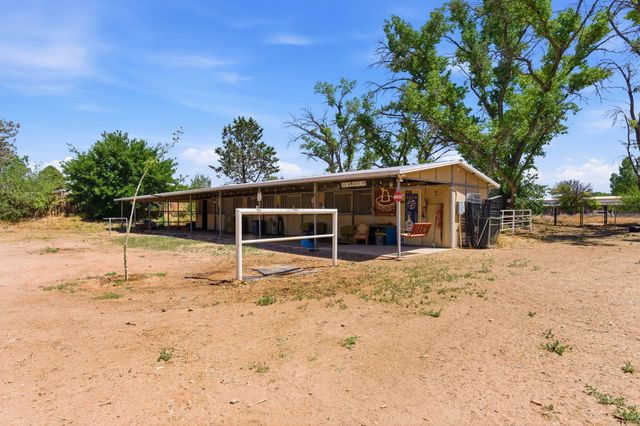 170 El Cerro Loop, Los Lunas, NM 87031