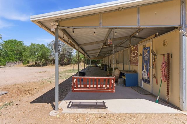 170 El Cerro Loop, Los Lunas, NM 87031