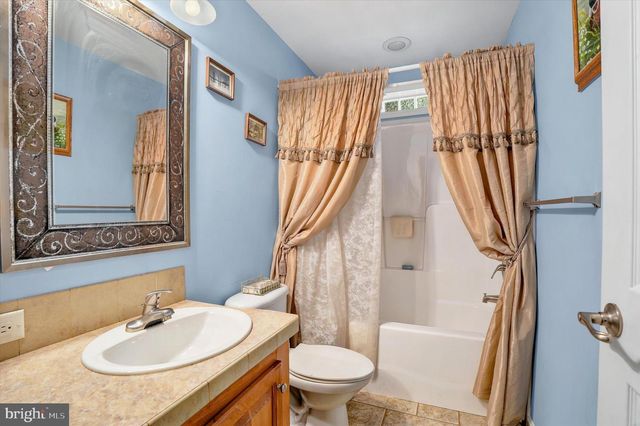 308 MEADOW COURT, North Wales, PA 19454
