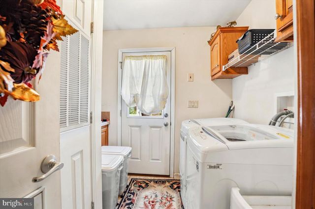 308 MEADOW COURT, North Wales, PA 19454
