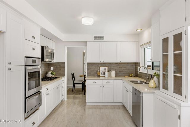 17068 Escalon Drive, Encino, CA 91436