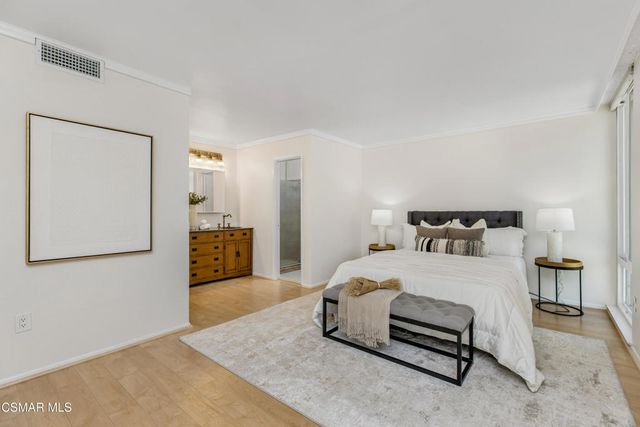 17068 Escalon Drive, Encino, CA 91436