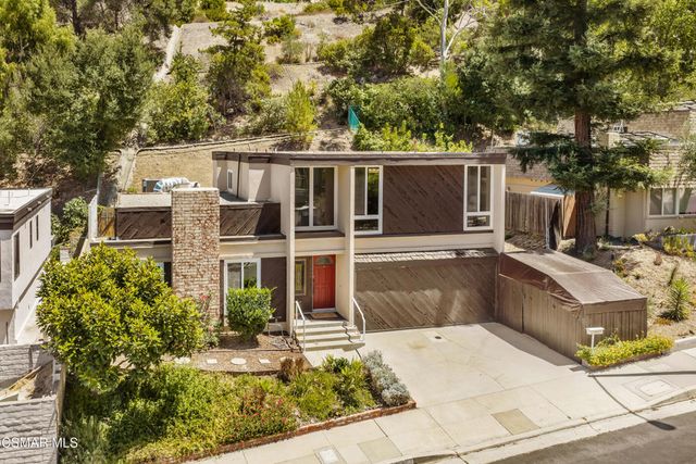 17068 Escalon Drive, Encino, CA 91436