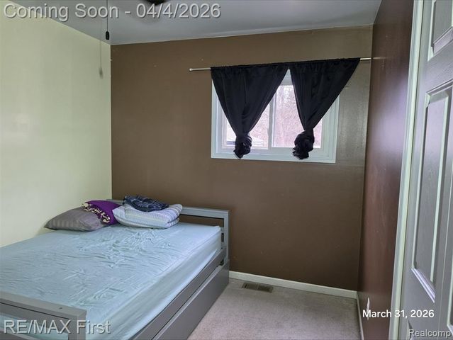 25595 Wiseman Street, Roseville, MI 48066