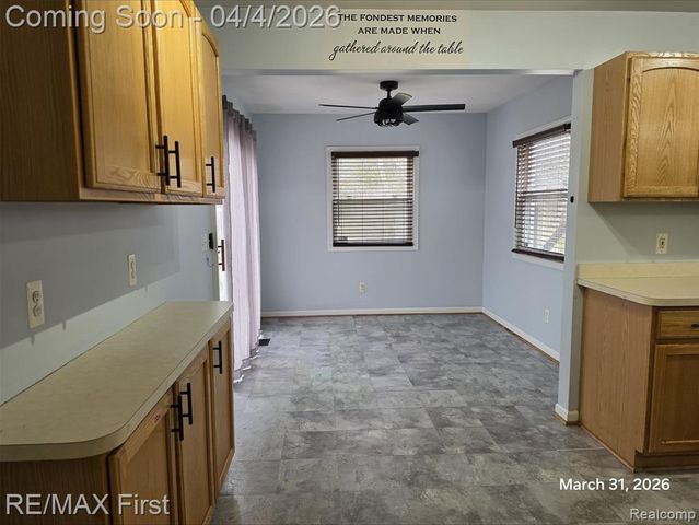 25595 Wiseman Street, Roseville, MI 48066