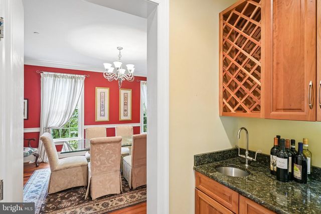 378 S WARNER RD, Wayne, PA 19087