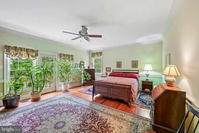 378 S WARNER RD, Wayne, PA 19087