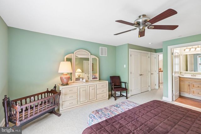 378 S WARNER RD, Wayne, PA 19087