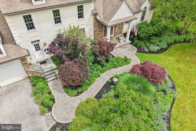 378 S WARNER RD, Wayne, PA 19087