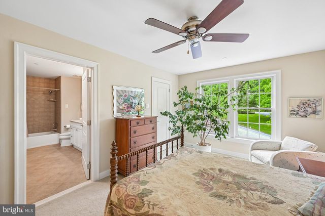 378 S WARNER RD, Wayne, PA 19087
