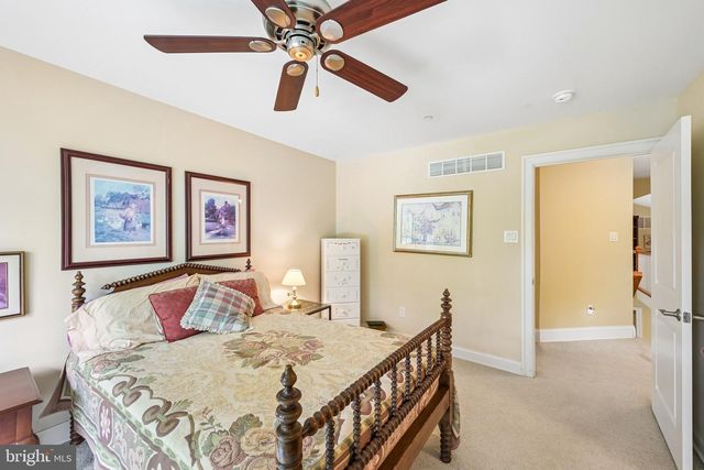 378 S WARNER RD, Wayne, PA 19087