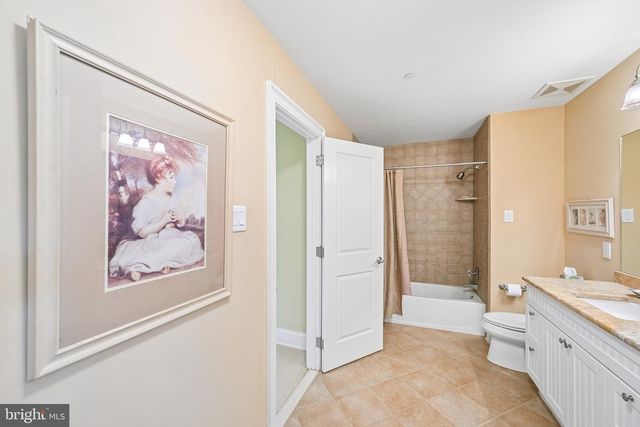 378 S WARNER RD, Wayne, PA 19087