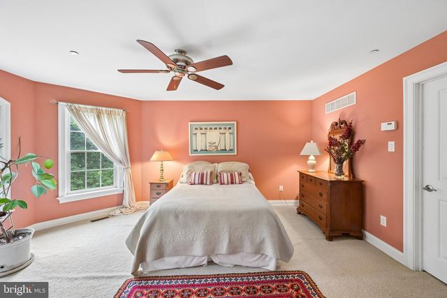 378 S WARNER RD, Wayne, PA 19087