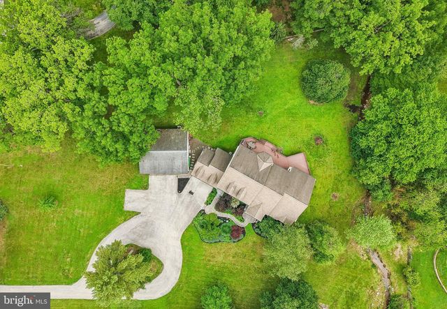 378 S WARNER RD, Wayne, PA 19087