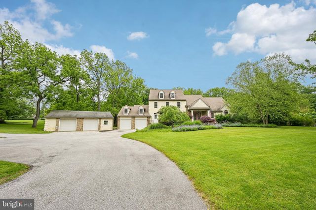378 S WARNER RD, Wayne, PA 19087