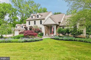 378 S WARNER RD, Wayne, PA 19087