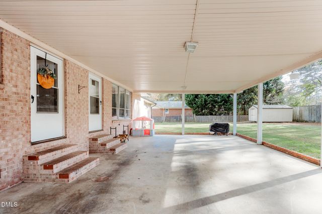 1105 Robin Hill Road NW, Wilson, NC 27896