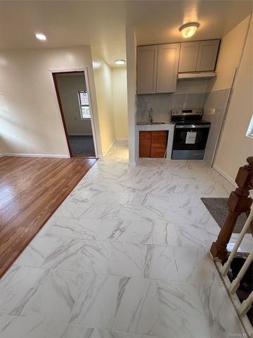 2000 Bogart Ave 2, Bronx, NY 19462