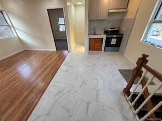 2000 Bogart Ave 2, Bronx, NY 19462