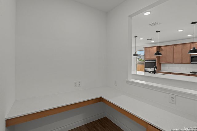 604 Pony Bend, Boerne, TX 78006