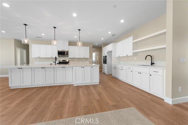 13744 Seven Hills Dr, Riverside, CA 92503